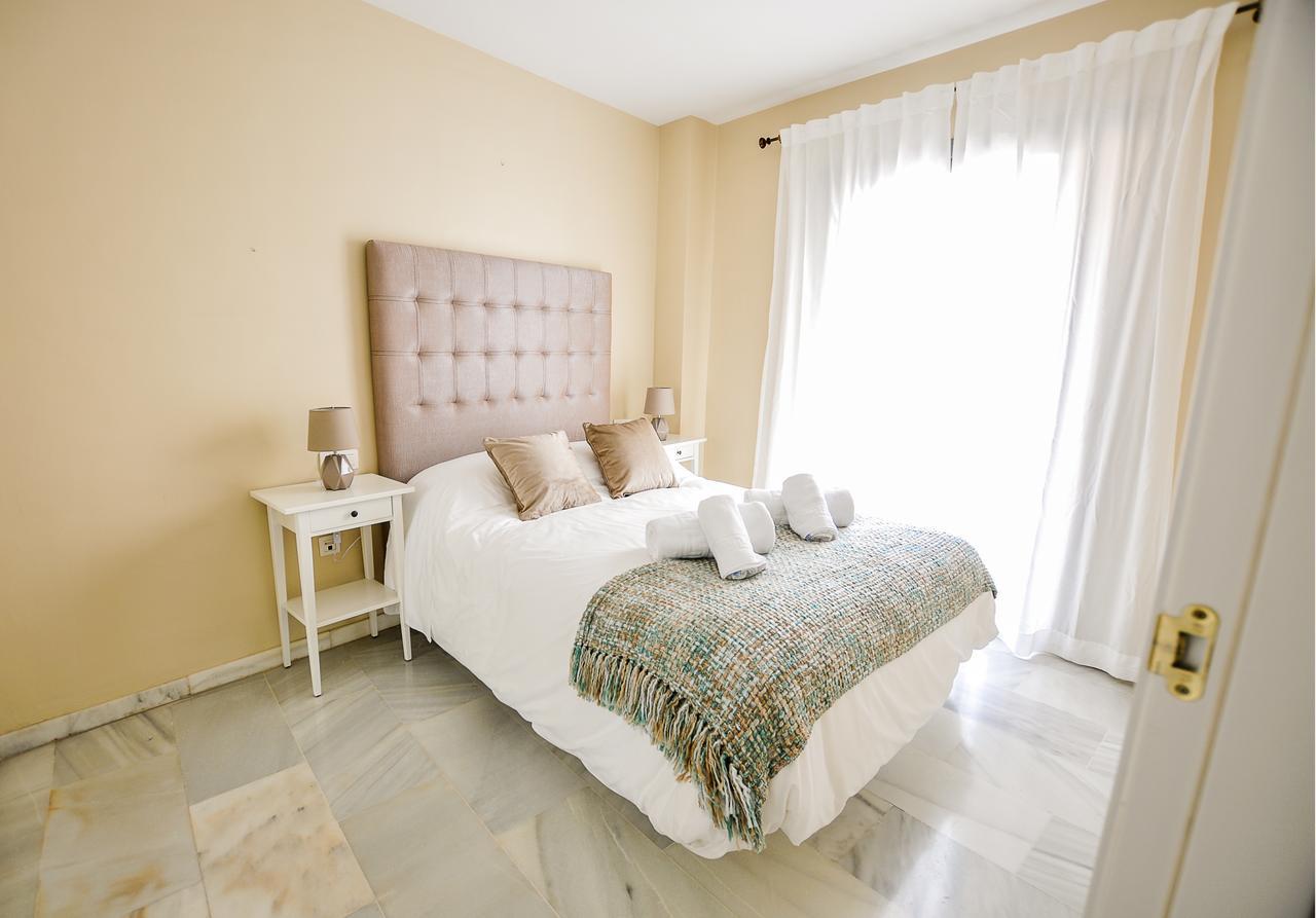 Acogedor Apartamento Junto A Calle Larios By Renthas Apartamento Málaga Exterior foto